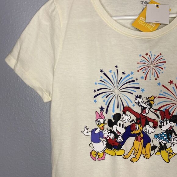 NWT New Disney Mickey Minnie Mouse Donald Duck Disneyland Short Sleeve TShirt - Picture 7 of 8